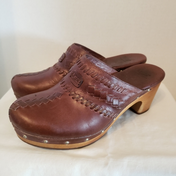 Ugg Australia Vivica Brown Leather Mule Clogs 7 - Picture 3 of 13